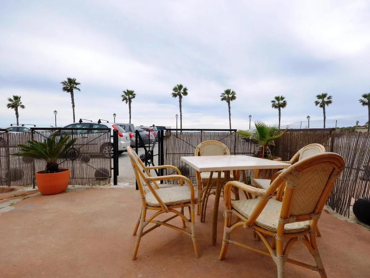Apartamento Con Terraza Frente Al Mar location